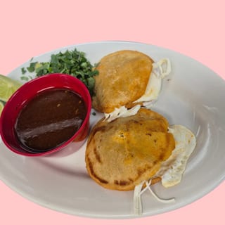 Gorditas Birria